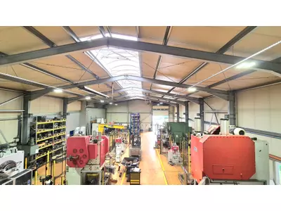 Fertigungshalle 3.jpg.jpg